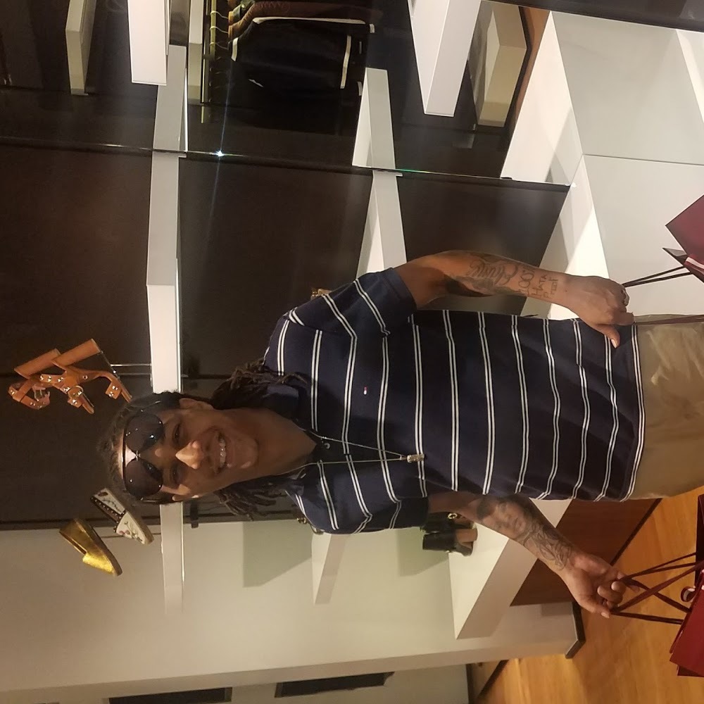 Meet your Posher, Alexander